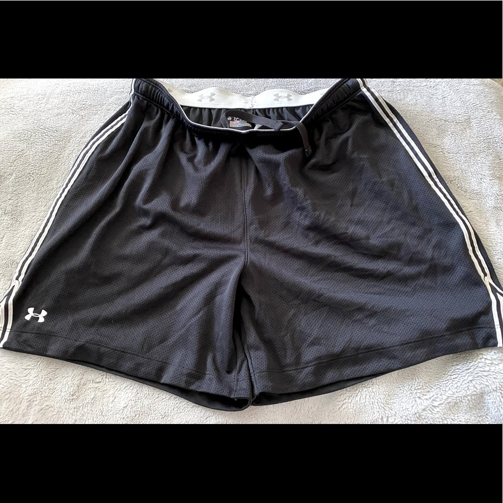 Under Armour athletic shorts Sz medium